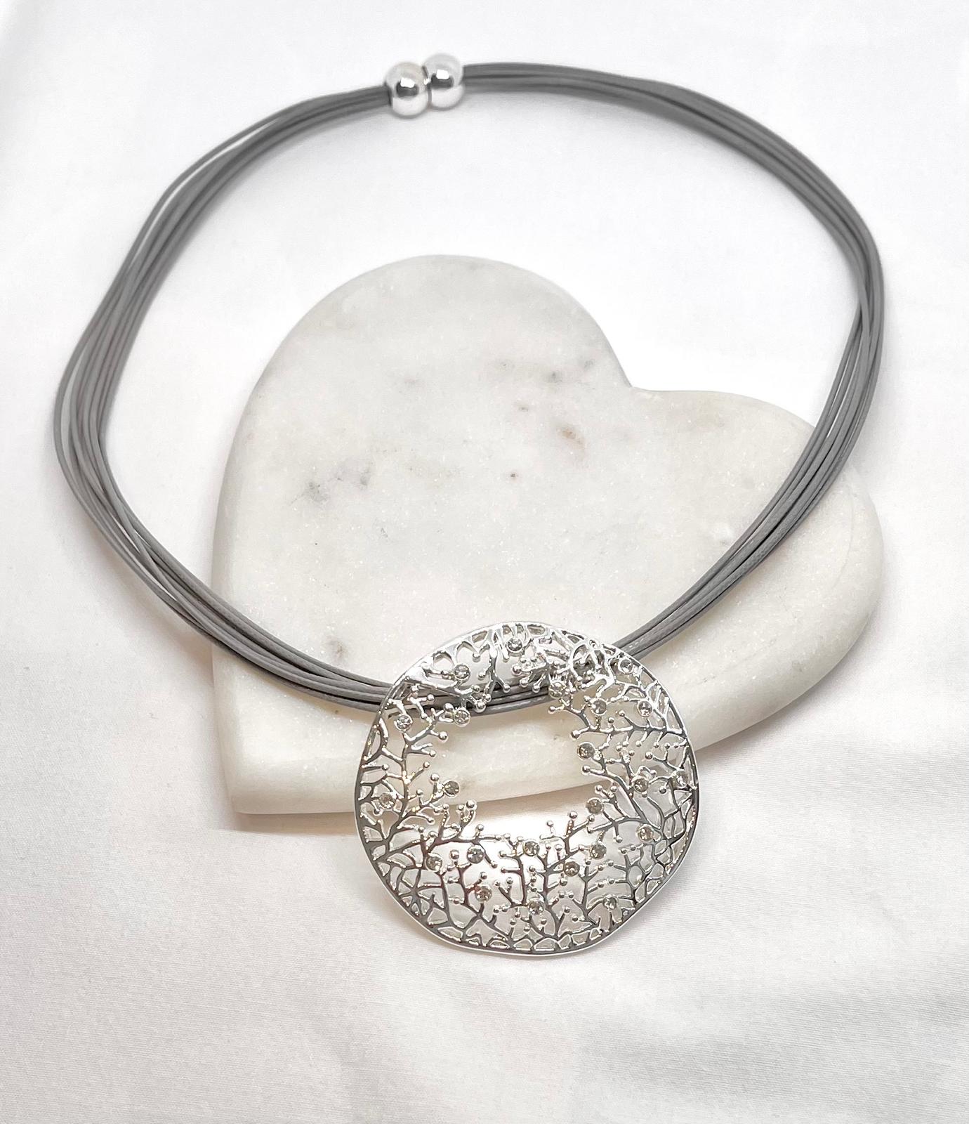Filigree Cord Statement Necklace - Magnetic clasp